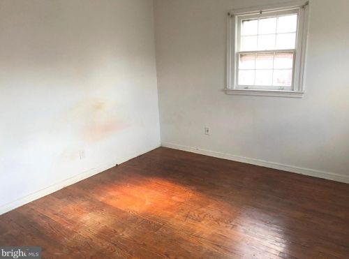 1139 Colonial Ave, Alexandria VA 22314-1325 exterior