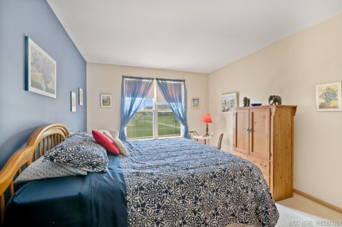 1718 Fieldstone Dr, Joliet IL 60404-8111 exterior