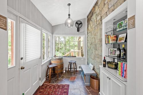 3 Parkridge Ln, Pittsburgh PA 15228-1106 exterior