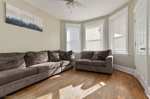 5622 22 Pl, Chicago IL 60608-4206 exterior