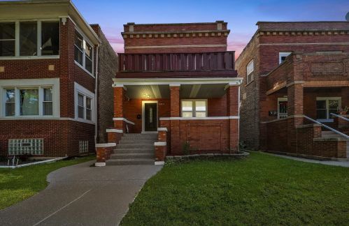 1221 Austin Blvd, Chicago, IL 60651-1024