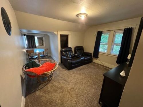 2144 49, Milwaukee WI 53208-1106 exterior