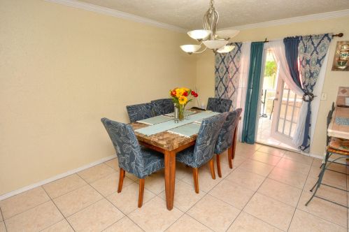 1450 Portillo Rd, Fort Pierce FL 34952-4984 exterior