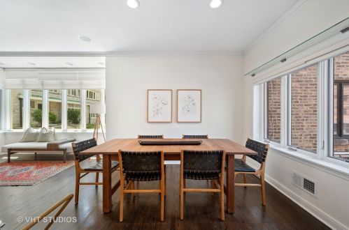 414 Wellington Ave, Chicago IL  60657-5804 exterior