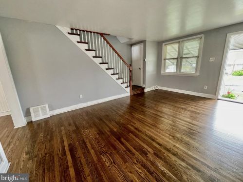 7 Southridge Rd, Darby PA  19023-1113 exterior