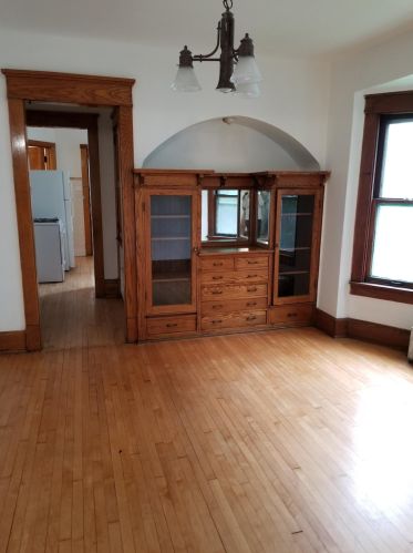 2906 Maryland Ave, Milwaukee WI  53211-3329 exterior