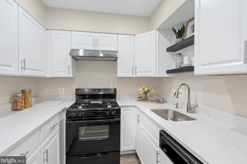 1634 Monroe St, Washington DC 20010-1803 exterior