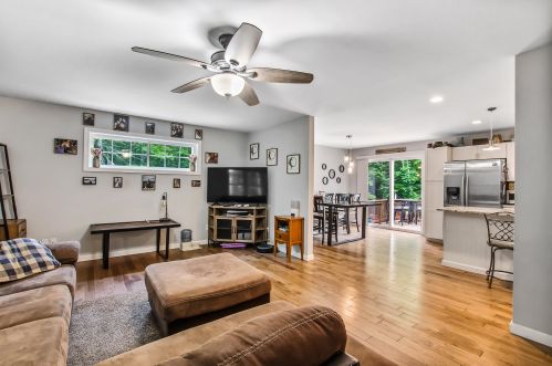 68 Rumford St, Concord NH 03301-3906 exterior