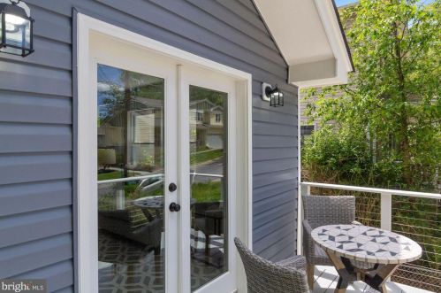 6511 Kansas Ln, Silver Spring MD  20912-4719 exterior