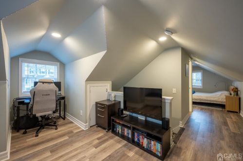 133 Hoover Ave, Edison NJ 08837-2669 exterior