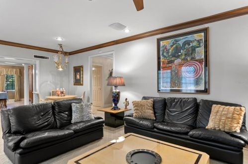 4912 Andros Dr, Tampa FL 33629-4802 exterior