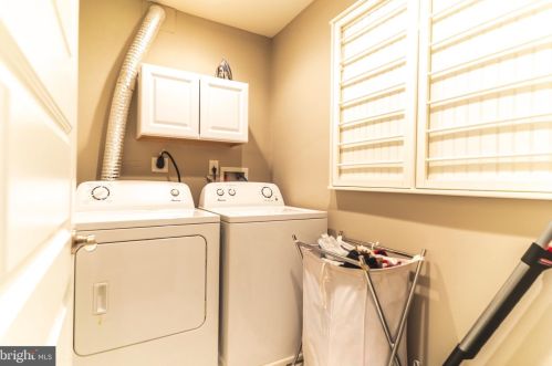 2028 Federal St, Philadelphia PA 19146-3914 exterior