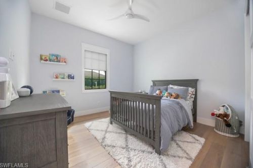 67 Willowick Dr, Naples FL 34110-1339 exterior