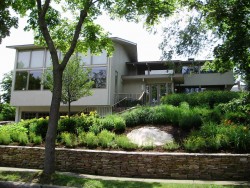 51 Peregrine Rd, Newton, MA 02459-3443