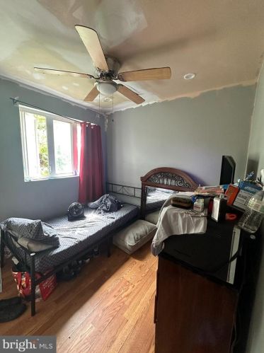 4435 Colorado St, Philadelphia PA 19145-2911 exterior