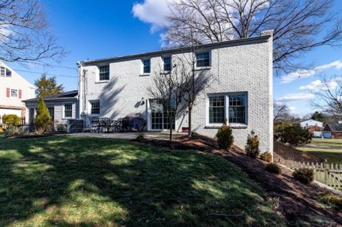 1798 Tyris Dr, Pittsburgh PA 15241-2645 exterior