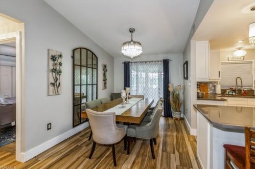 215 Madison Dr, Naples FL 34110-1351 exterior