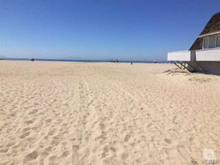 847 Mandalay Beach Rd, Oxnard, CA 93035-1076