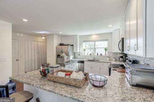 744 Garibaldi St, Atlanta GA  30310-2171 exterior