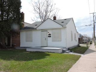 3204 Henry St, Inkster MI  48141-2237 exterior