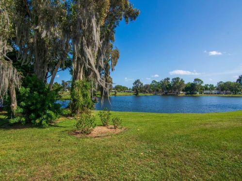 36 Del Prado St, Fort Pierce FL 34952-2850 exterior