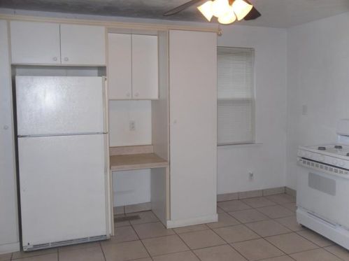 154 2 St, Pittsburgh PA 15215-2104 exterior