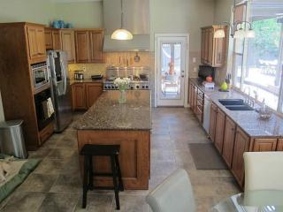 7 Meadowridge Pl, Spring TX  77381-6276 exterior