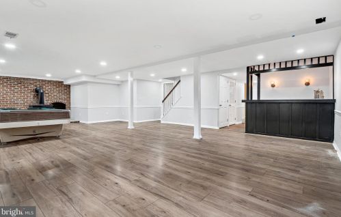 1205 Limerick Ct, Hummelstown PA  17036-9152 exterior