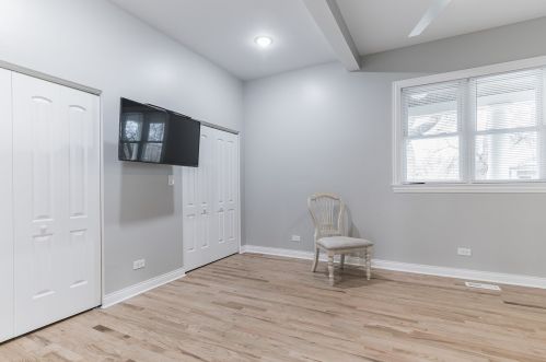 25 118th Pl, Chicago IL 60628-5801 exterior