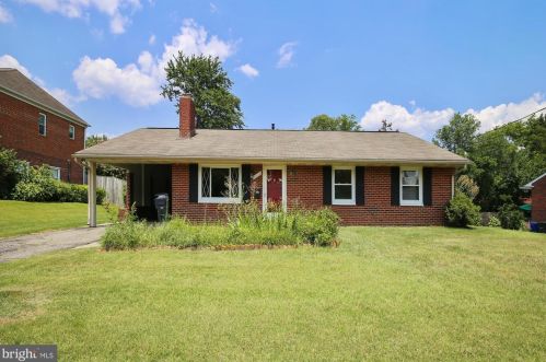 6204 Everglades Dr, Alexandria VA  22312-1109 exterior