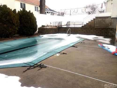 12 Murdock St, Perth Amboy NJ 08863-1224 exterior