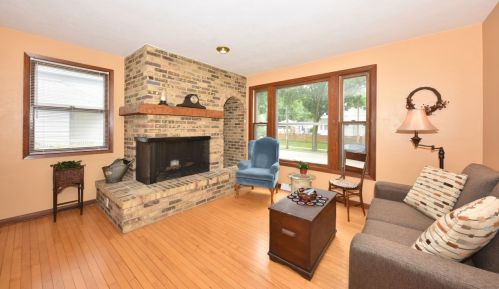 1805 83rd St, Milwaukee, WI 53213-2150