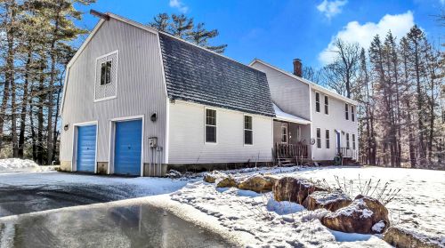 14 Hearthside Dr, Barrington, NH 03825-3438