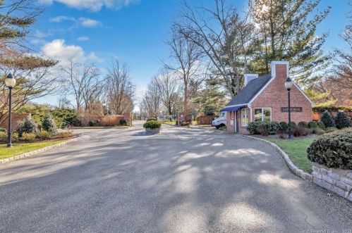 215 Lansdowne, Westport, CT 06880-5649