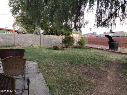 2733 Elm St, Phoenix AZ 85033-1101 exterior