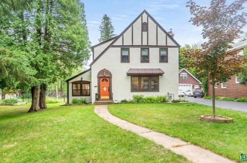 30 Bruce St, Duluth, MN 55803-2501