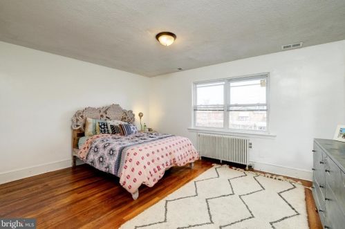 322 Emerson St, Washington DC 20011-4110 exterior