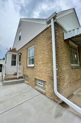 3347 77 St, Milwaukee WI 53219-3818 exterior