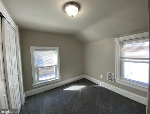 125 Railroad Ave, Blenheim NJ 08012-2836 exterior