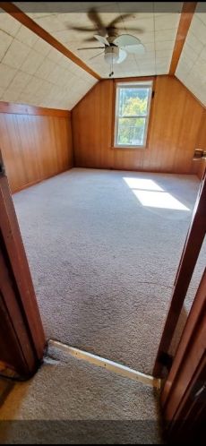 3204 Universal Rd, Pittsburgh PA 15235-2505 exterior