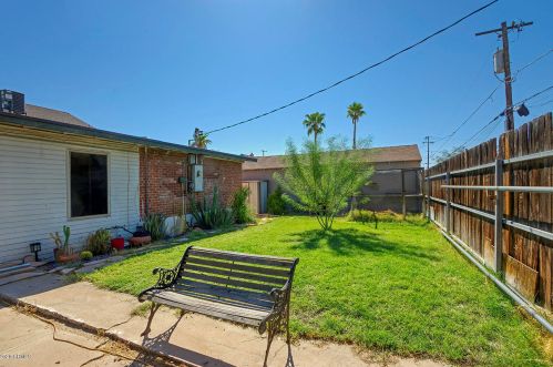 2214 12 St, Phoenix AZ 85086-8481 exterior