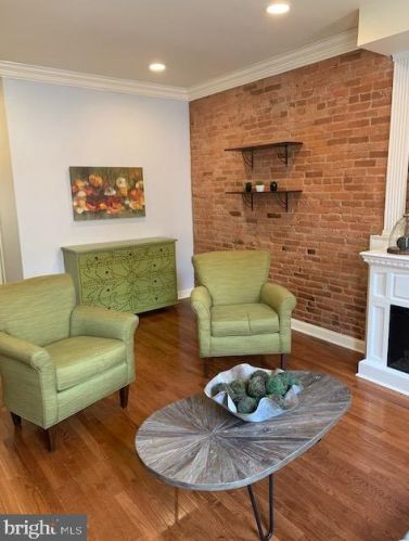 2018 Carpenter St, Philadelphia PA  19146-2617 exterior