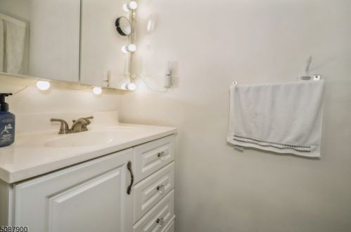 106 Chrystal St, Dover NJ 07801-5309 exterior