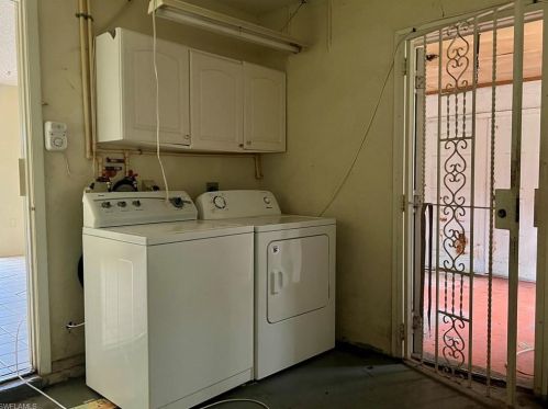 3701 21 Ave, Naples FL 34116-5722 exterior