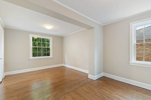 6665 Sioux Ave, Chicago IL 60646-2822 exterior