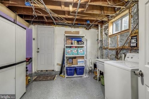 7426 Piney Branch Rd, Silver Spring MD 20901-4352 exterior