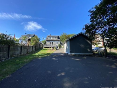 239 Seaside Ave, Milford CT 06460-6311 exterior