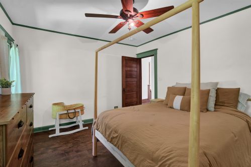 411 Calhoun St, Bull Valley IL 60098-4203 exterior