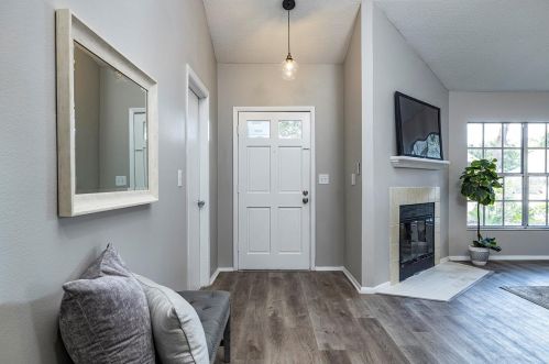 7044 Hollowell Dr, Tampa FL  33634-1089 exterior