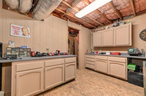 9811 Blue Lk Dr, Folsom CA 95630-1909 exterior